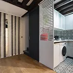 Cmg Charlot - Republique